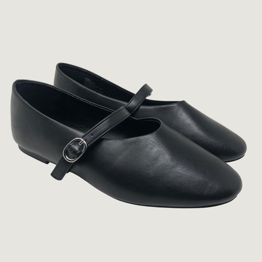GAP Classic Mary Jane Womens 8 True Black Faux Leather Buckle Strap Flats Preppy